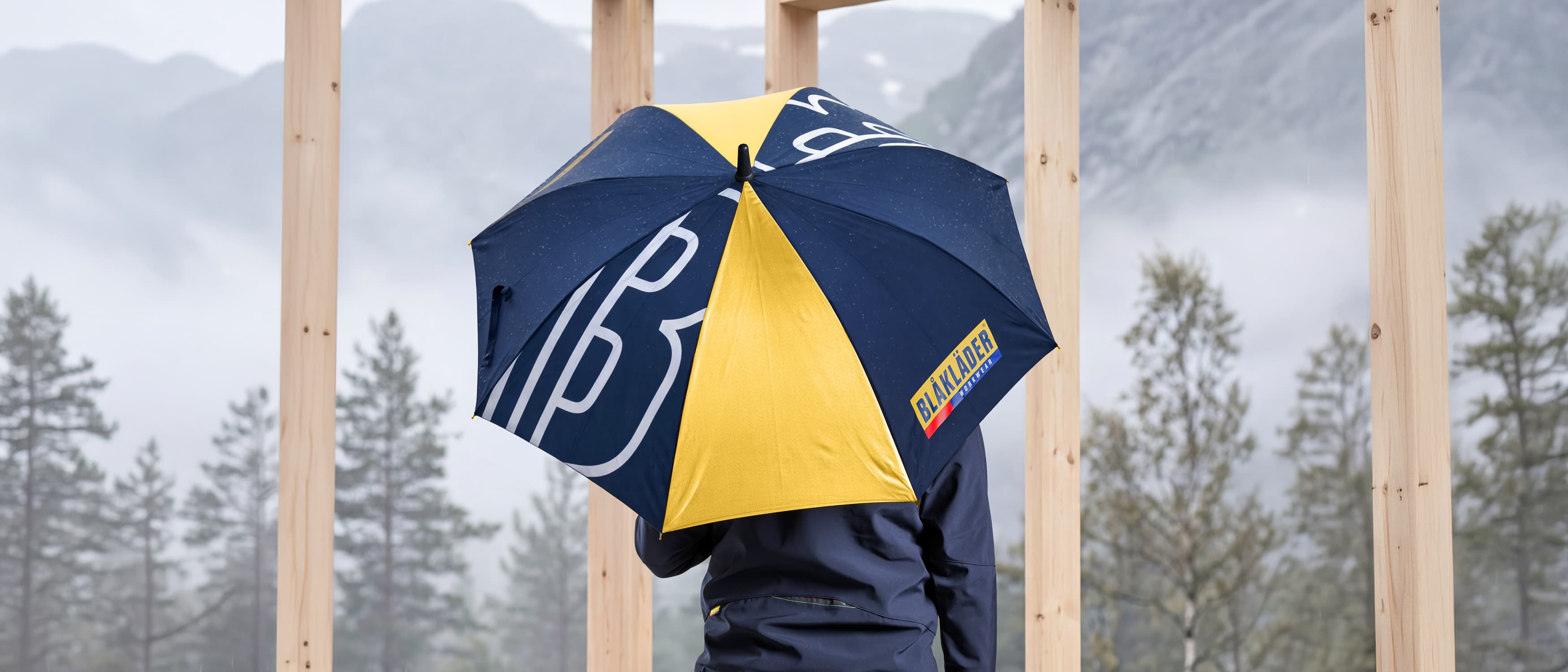 Hero_ECM_AW26_3500x1500_Umbrella_Image